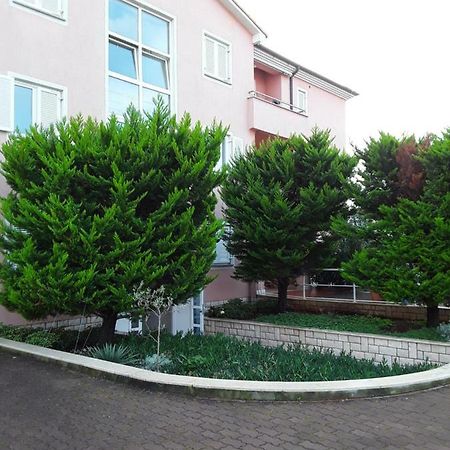 Molnar Apartment Premantura Bagian luar foto